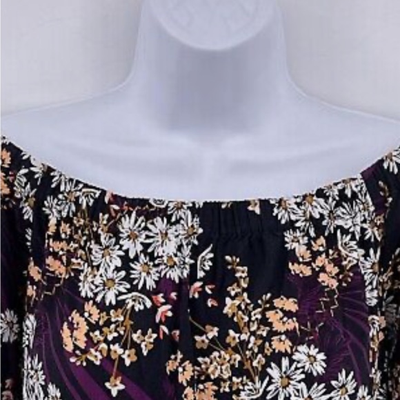 Express off the Shoulder Floral print Romper Sz- S - Picture 4 of 9
